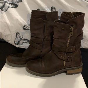 Soft Moc gently worn brown faux leather boots